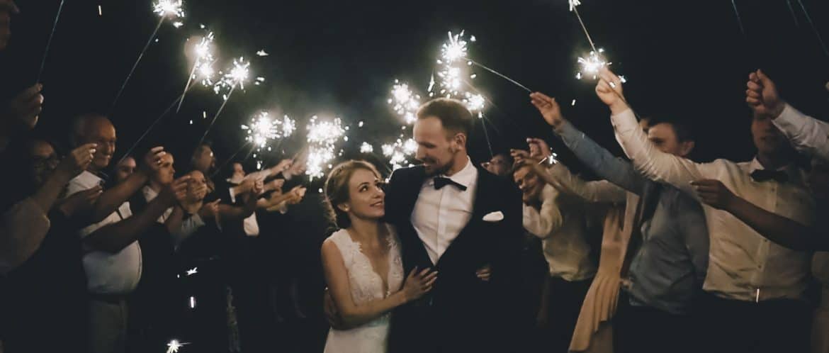 Cudowny emocjonalny ślub w drewnianym kościele w Lublińcu na śląsku wraz Mają oraz Jakubem