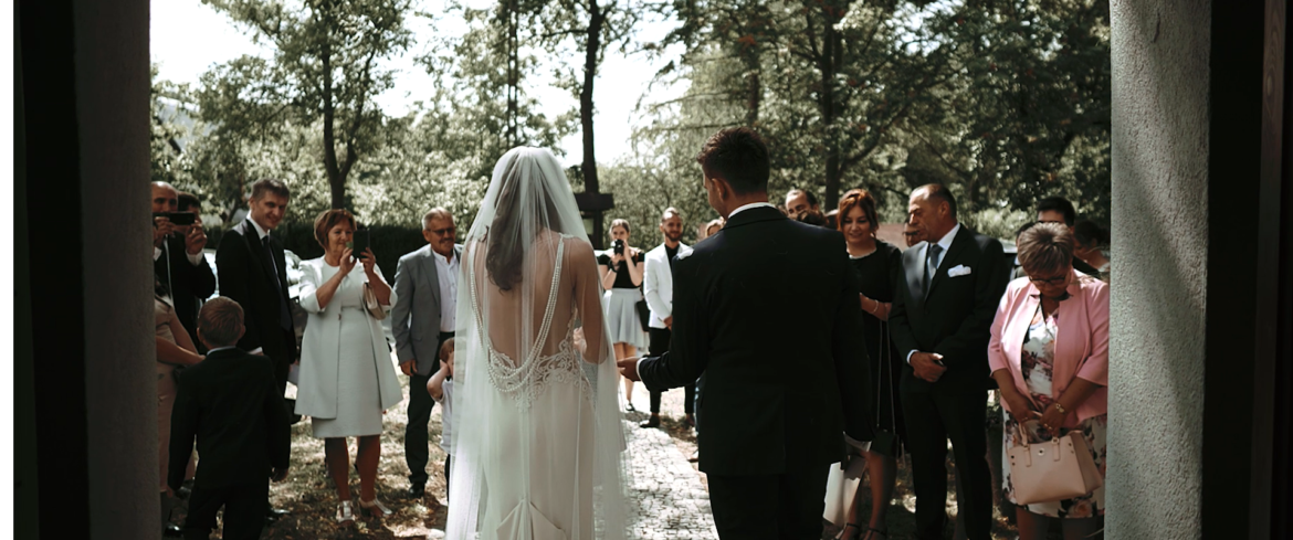 Historia ślubna Teresy oraz Tomka | Dworek nad Stawem