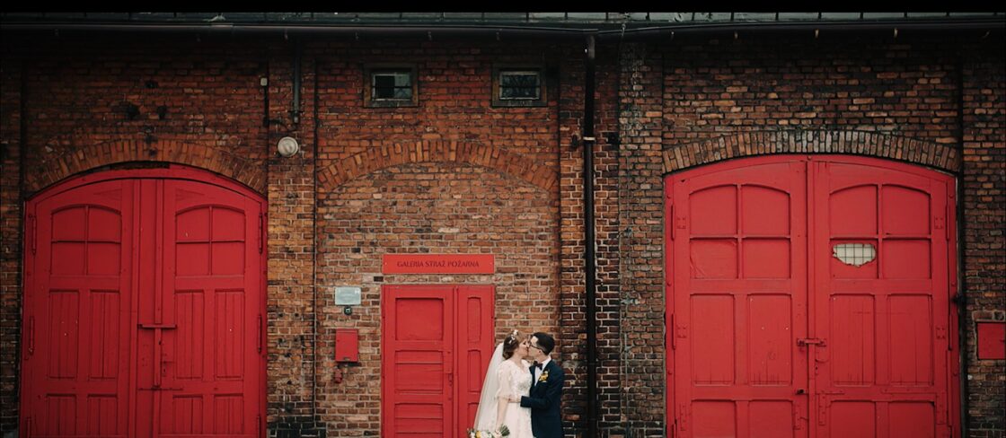 Niezwykłe industrialne wesele w Sztygarce oraz ślub w Bazylice wraz z Martą i Kubą